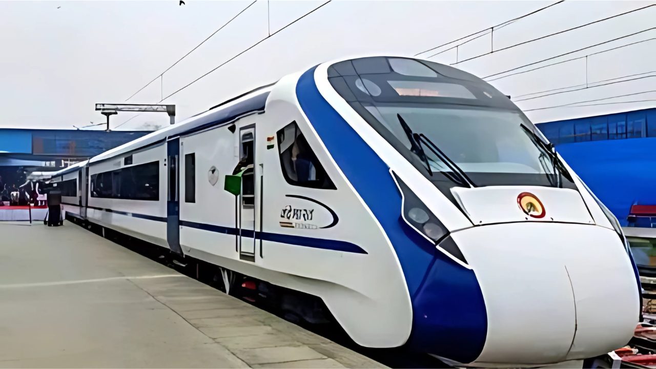 Pune Vande Bharat trains