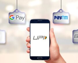 मोबाइलवर UPI ॲप वापरून ऑनलाइन व्यवहार करताना ग्राहक – 2025 चे नवीन नियम लागू