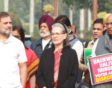 Sonia Gandhi and Rahul Gandhi get relief in National Herald case