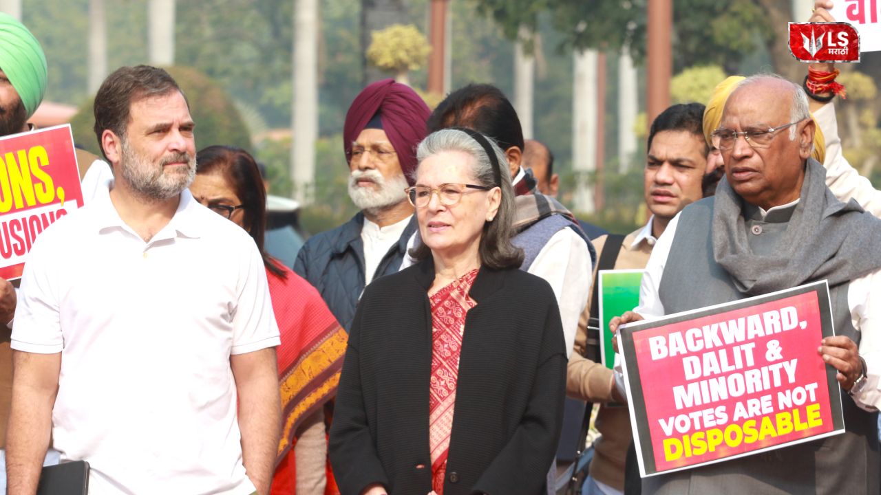 Sonia Gandhi and Rahul Gandhi get relief in National Herald case