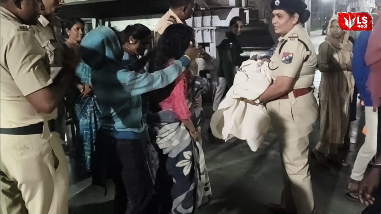 Woman gives birth to baby inside Ambernath local train with help of railway PSI