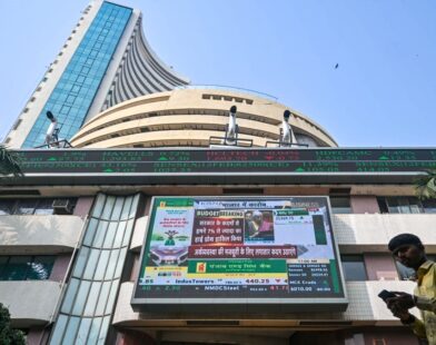 आठवड्याच्या पहिल्या दिवशी शेअर बाजारात तेजी; सेन्सेक्स 639 तर निफ्टी 195 अंकांनी वधारला